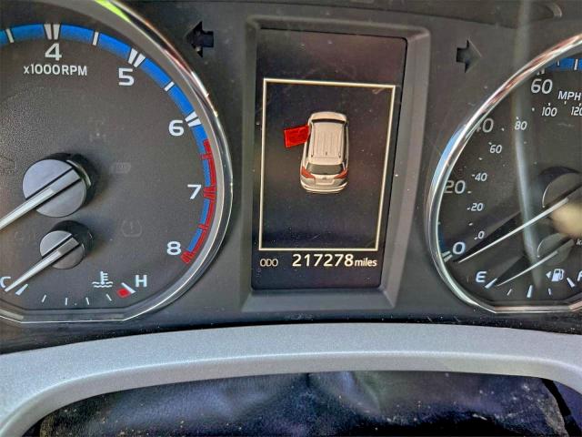 Фото 8 - TOYOTA RAV4