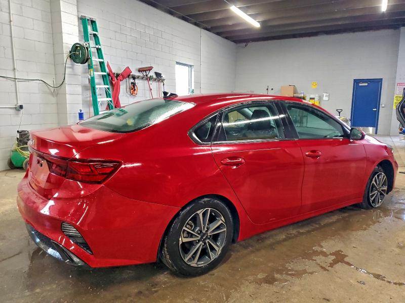 Фото 3 - KIA FORTE