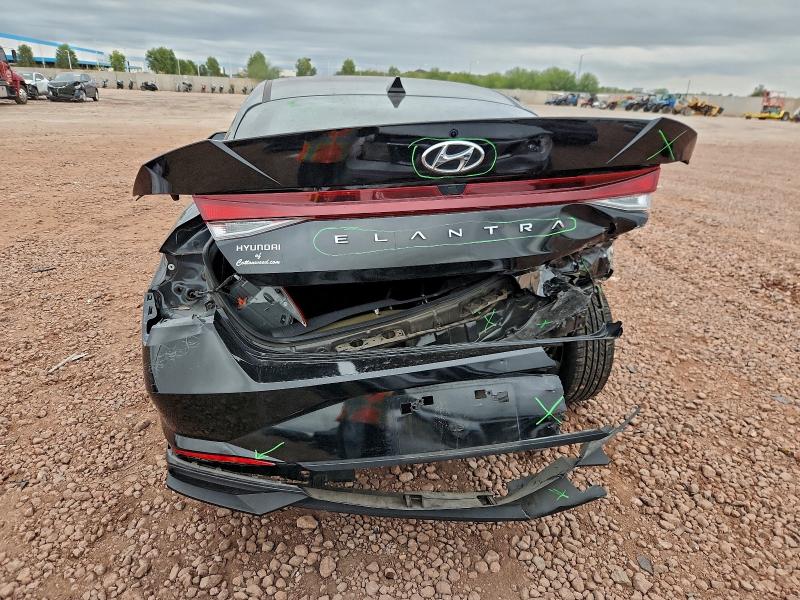 Фото 6 - HYUNDAI ELANTRA