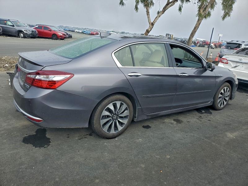 Фото 3 - HONDA ACCORD