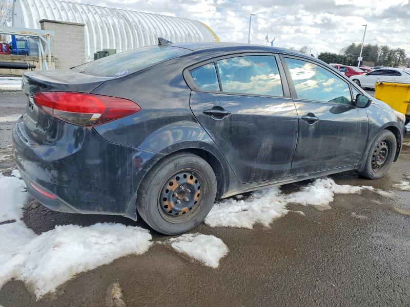 Фото 3 - KIA FORTE