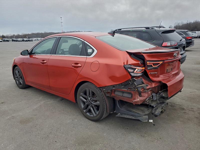 Фото 2 - KIA FORTE