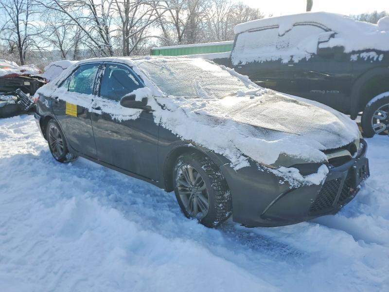 Фото 4 - TOYOTA CAMRY