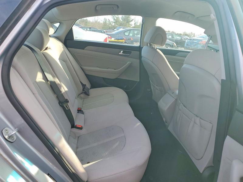 Фото 10 - HYUNDAI SONATA