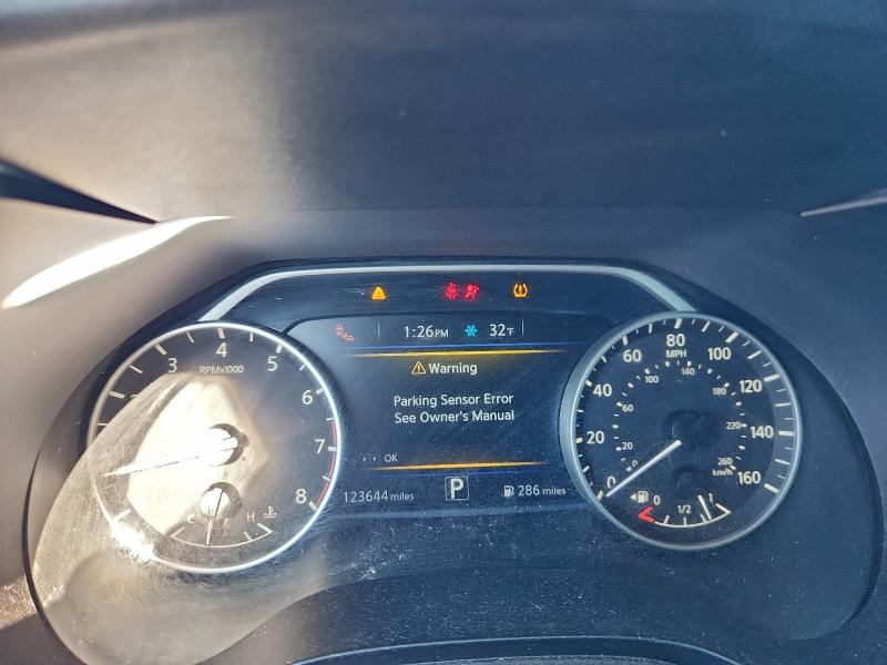 Фото 9 - NISSAN MAXIMA