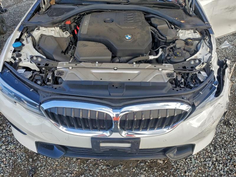 Фото 11 - BMW 3 SERIES