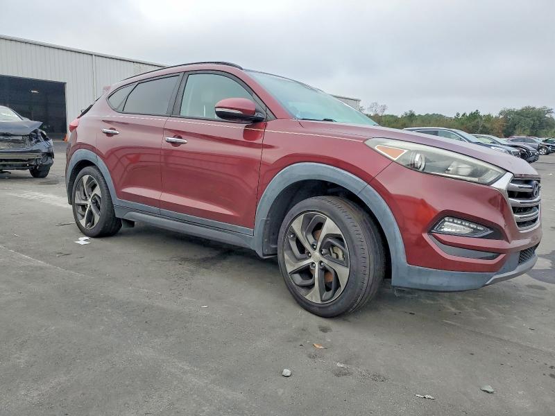 Фото 4 - HYUNDAI TUCSON