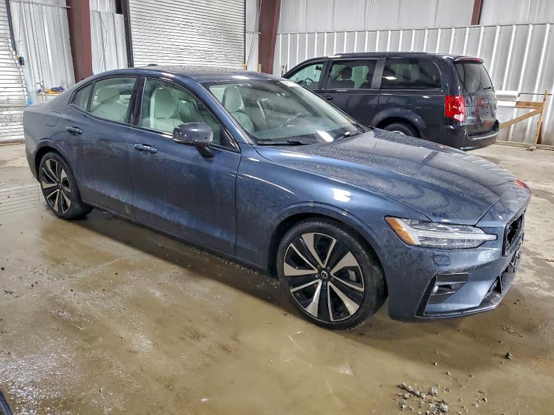 Фото 4 - VOLVO S60