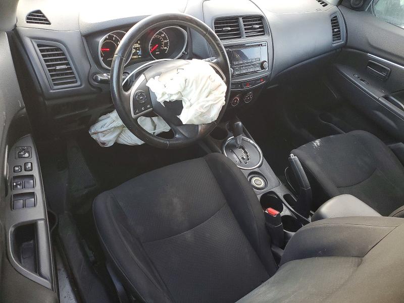 Фото 8 - MITSUBISHI OUTLANDER