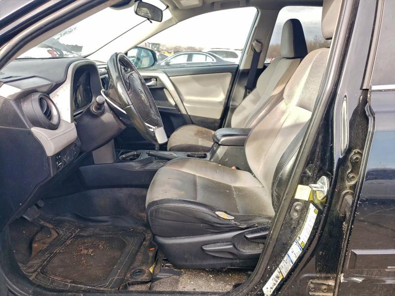 Фото 7 - TOYOTA RAV4