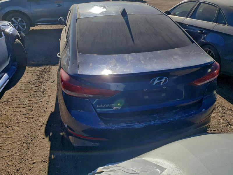 Фото 6 - HYUNDAI ELANTRA