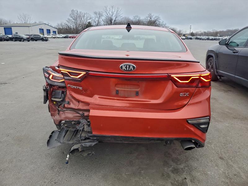 Фото 6 - KIA FORTE