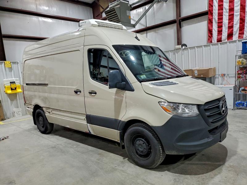 Фото 4 - MERCEDES-BENZ SPRINTER