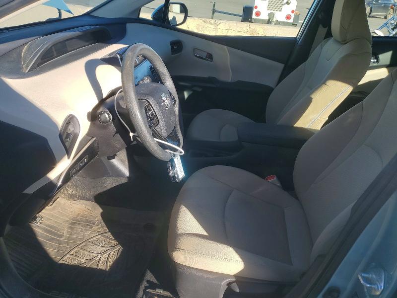 Фото 7 - TOYOTA PRIUS