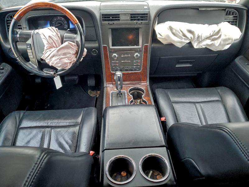 Фото 8 - LINCOLN NAVIGATOR