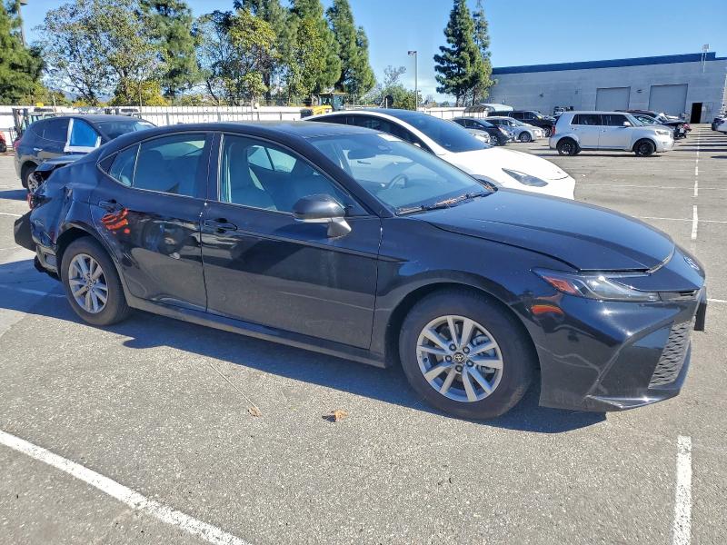 Фото 4 - TOYOTA CAMRY