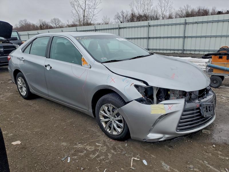 Фото 4 - TOYOTA CAMRY