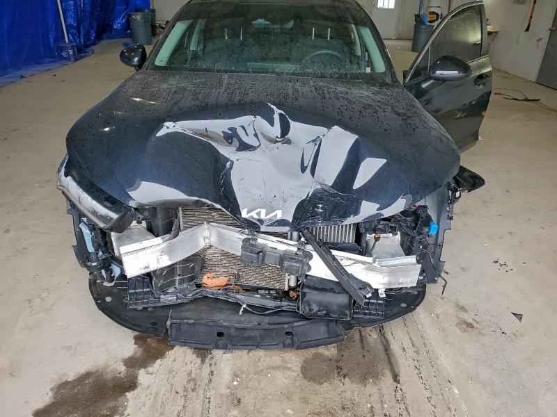 Фото 11 - KIA K5