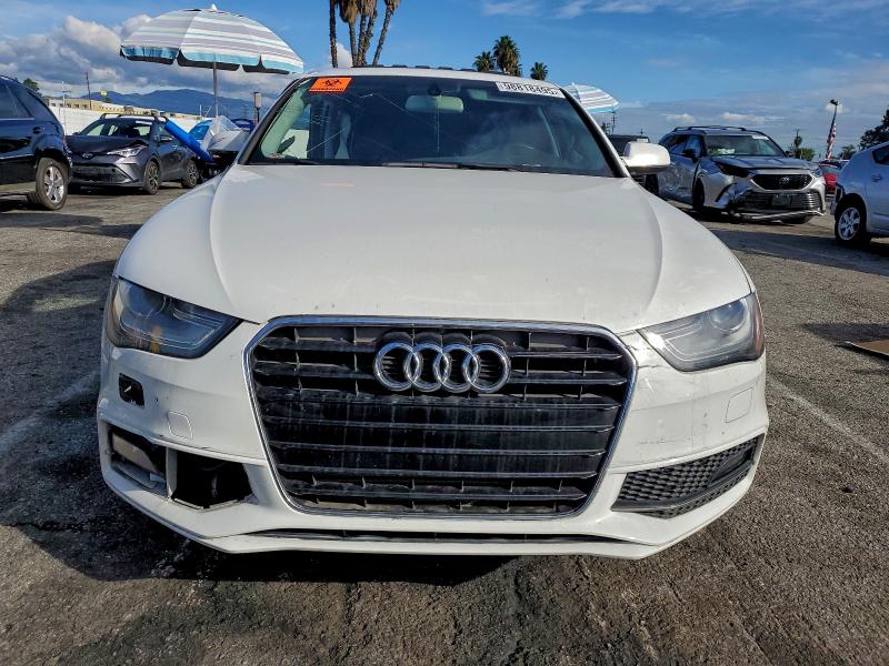 Фото 5 - AUDI A4