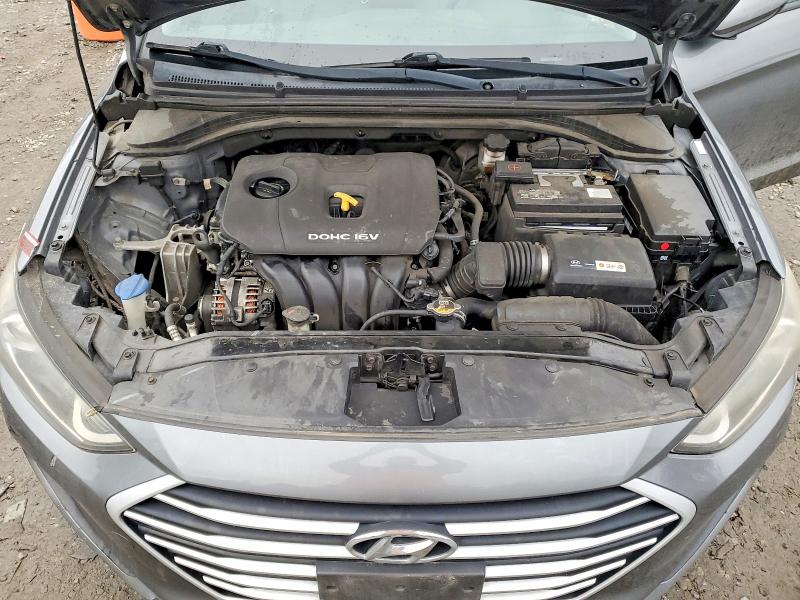 Фото 11 - HYUNDAI ELANTRA