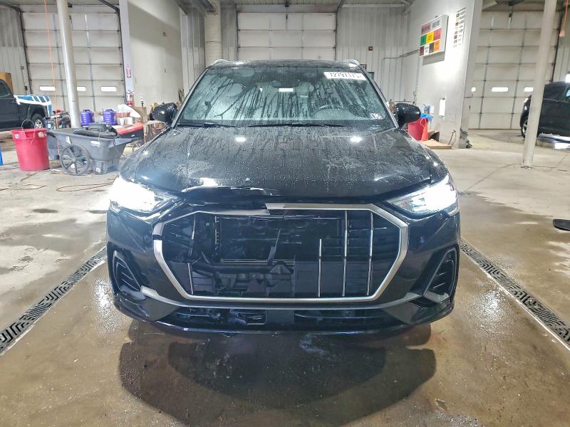 Фото 5 - AUDI Q3