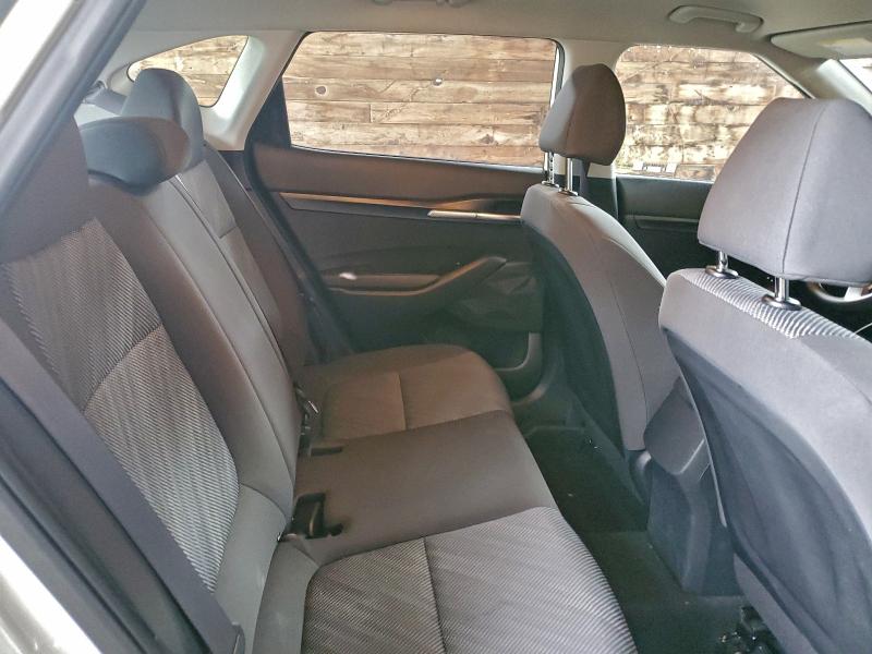 Фото 10 - KIA SELTOS