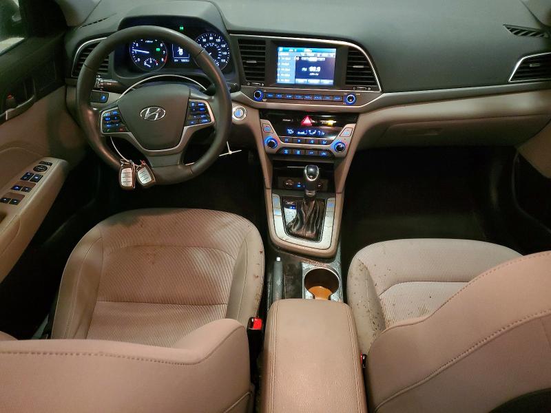 Фото 8 - HYUNDAI ELANTRA