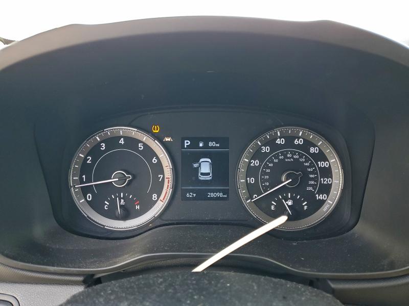 Фото 9 - HYUNDAI VENUE