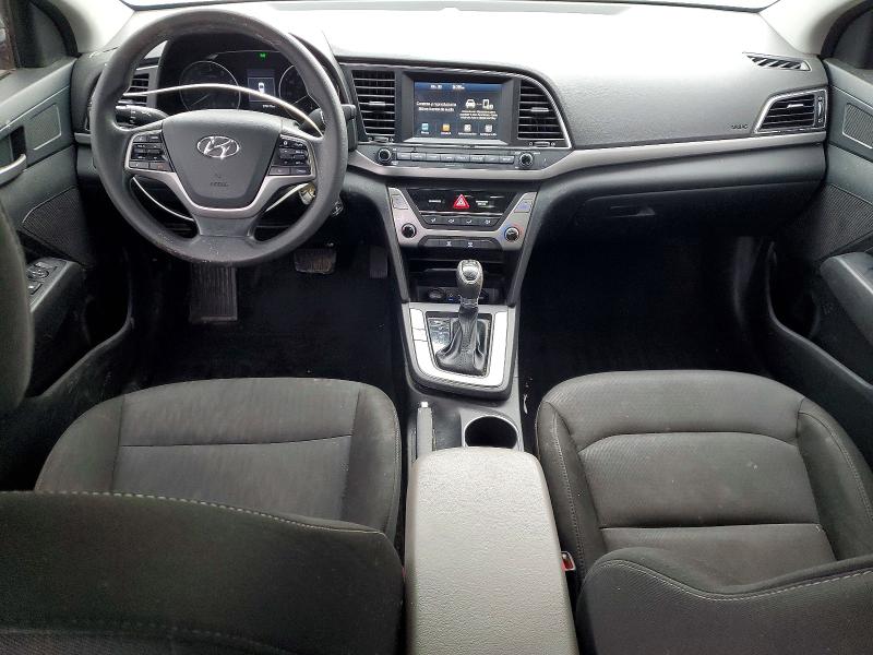 Фото 8 - HYUNDAI ELANTRA