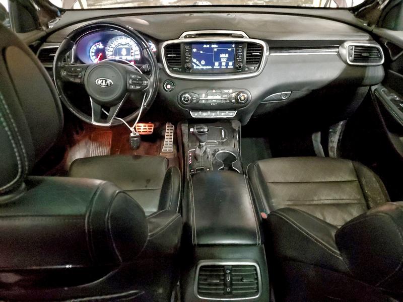 Фото 8 - KIA SORENTO