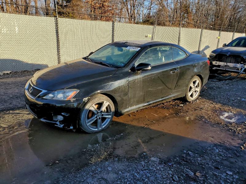 Фото 1 - LEXUS IS