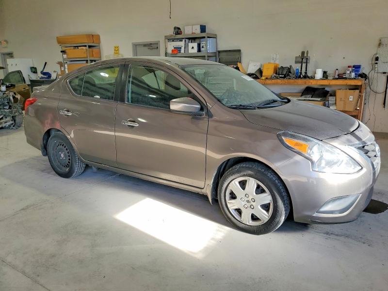 Фото 4 - NISSAN VERSA