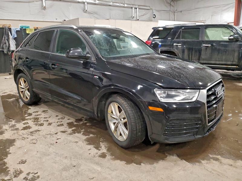 Фото 4 - AUDI Q3