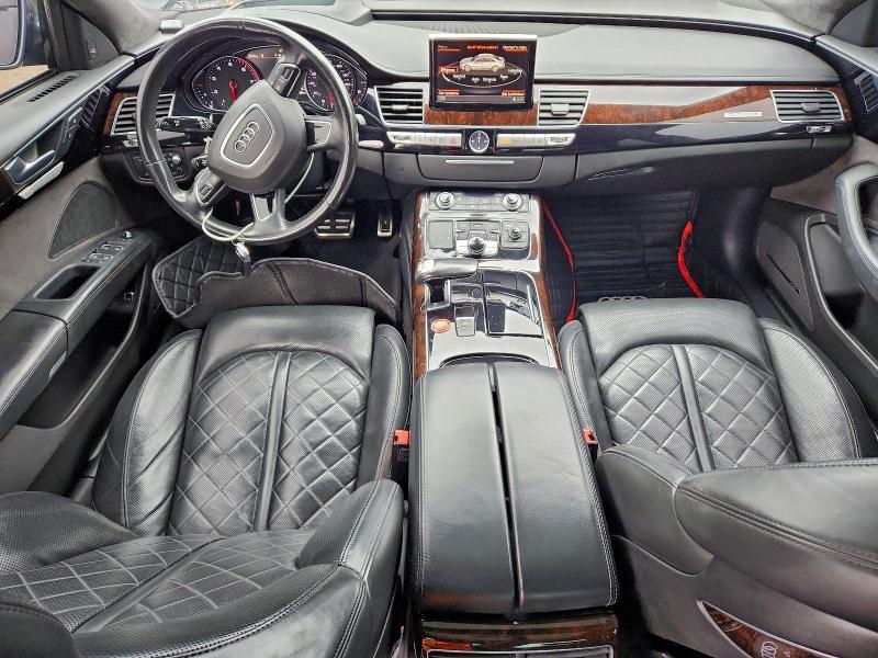 Фото 8 - AUDI A8