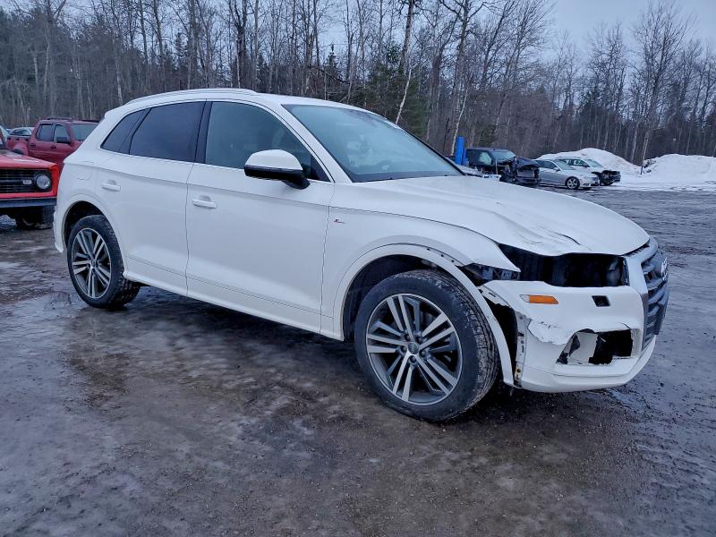 Фото 4 - AUDI Q5