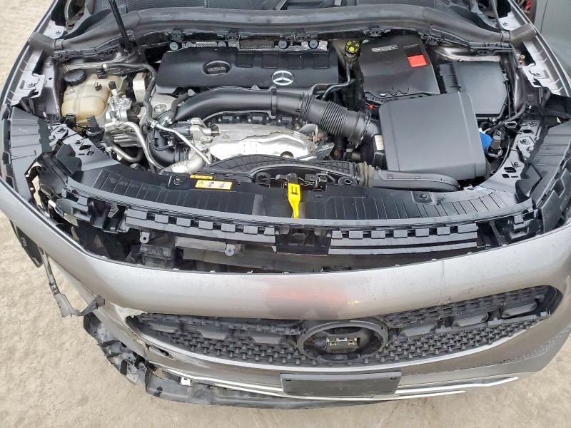 Фото 12 - MERCEDES-BENZ GLA-CLASS