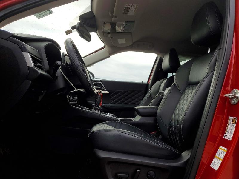 Фото 7 - MITSUBISHI OUTLANDER