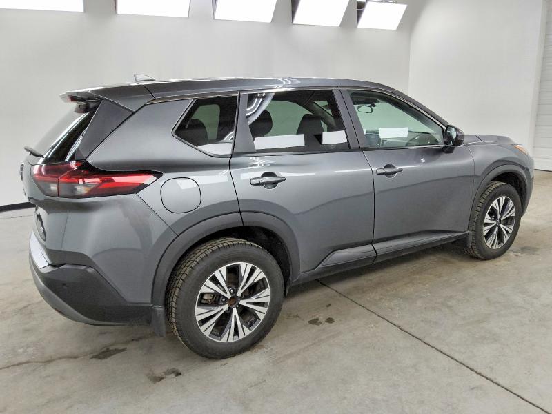 Фото 3 - NISSAN ROGUE