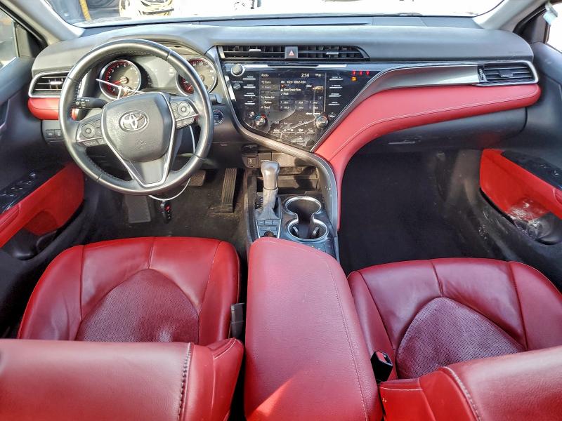 Фото 8 - TOYOTA CAMRY