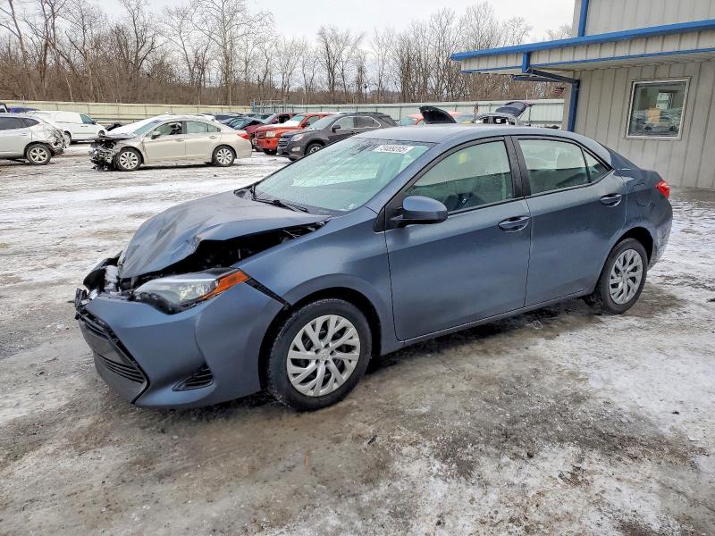 Фото 1 - TOYOTA COROLLA