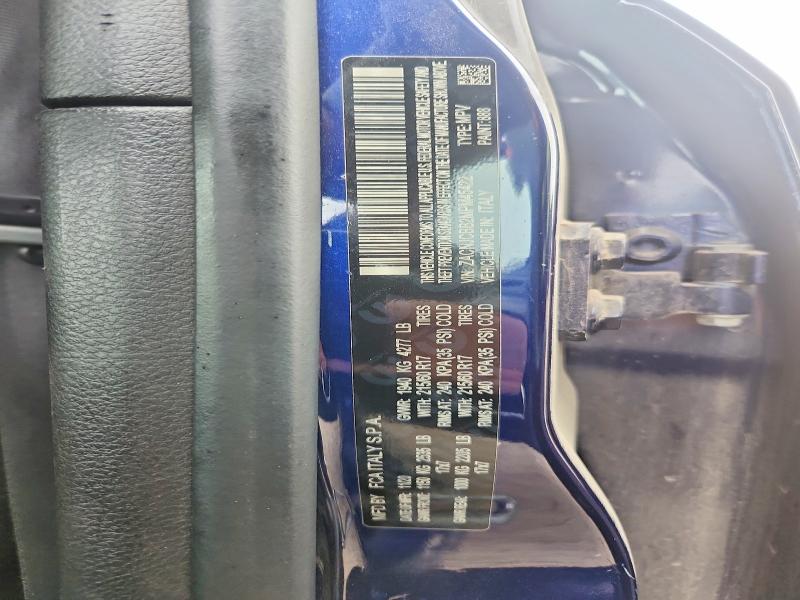 Фото 13 - JEEP RENEGADE