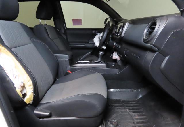 Фото 5 - TOYOTA TACOMA