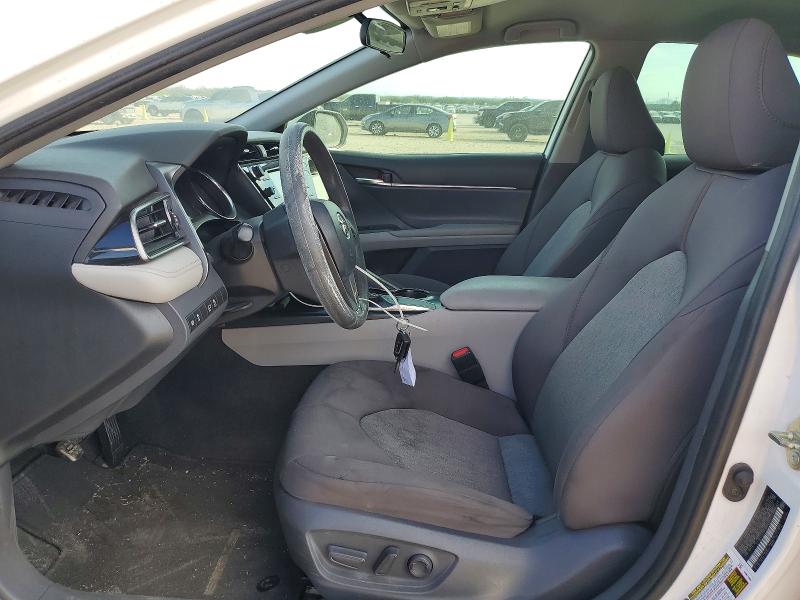 Фото 7 - TOYOTA CAMRY