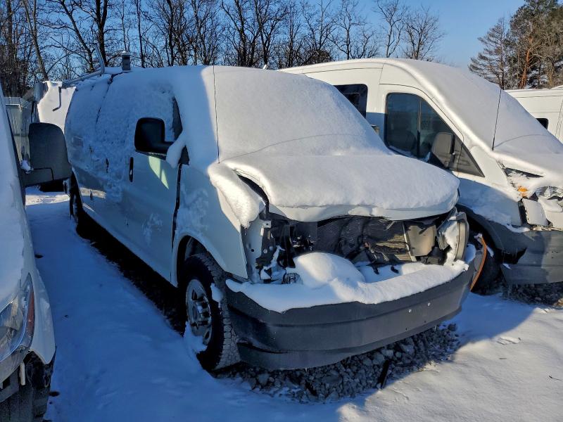 Фото 4 - GMC SAVANA