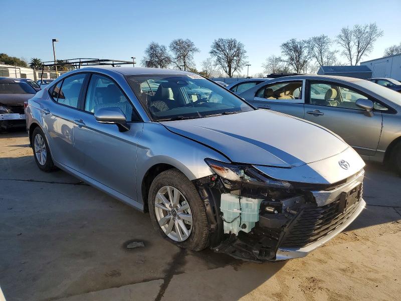 Фото 4 - TOYOTA CAMRY