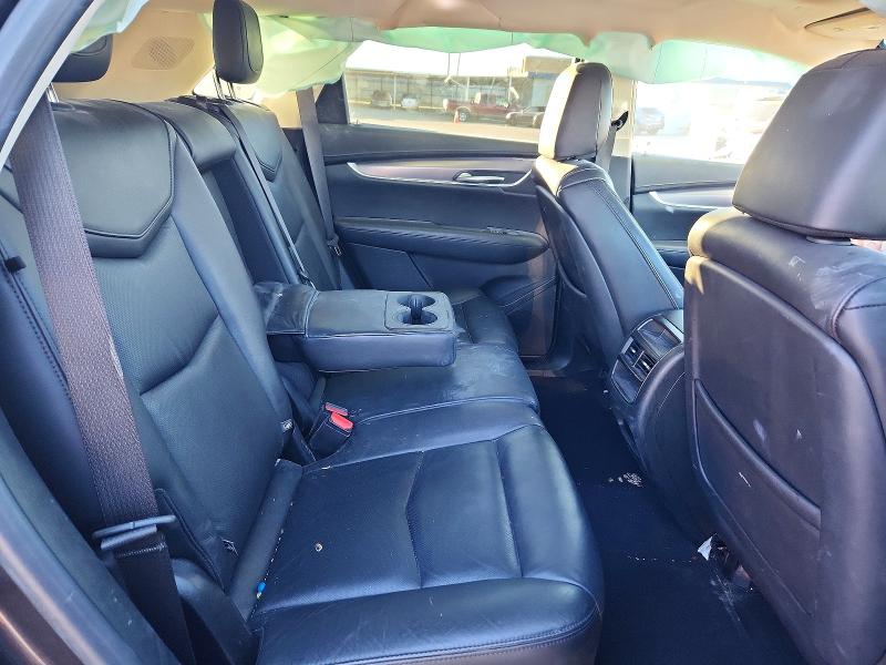 Фото 11 - CADILLAC XT5