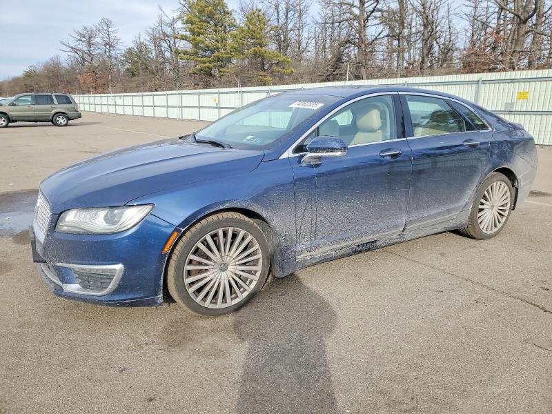 Фото 1 - LINCOLN MKZ