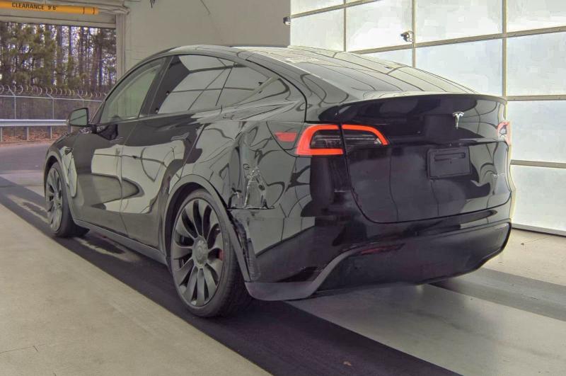 Фото 3 - TESLA MODEL Y