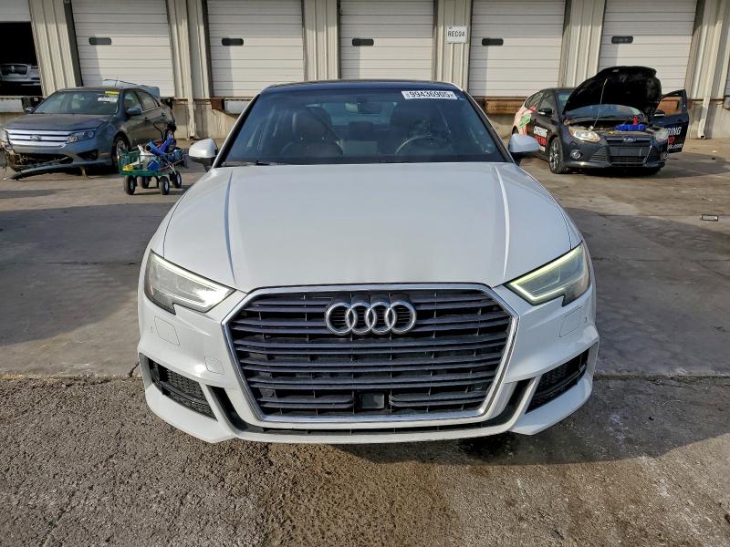 Фото 5 - AUDI A3