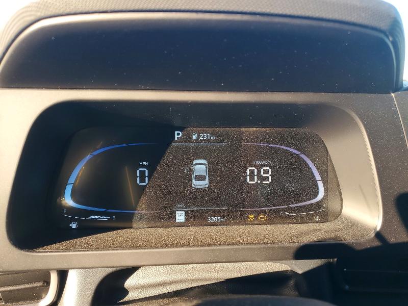 Фото 9 - HYUNDAI ELANTRA